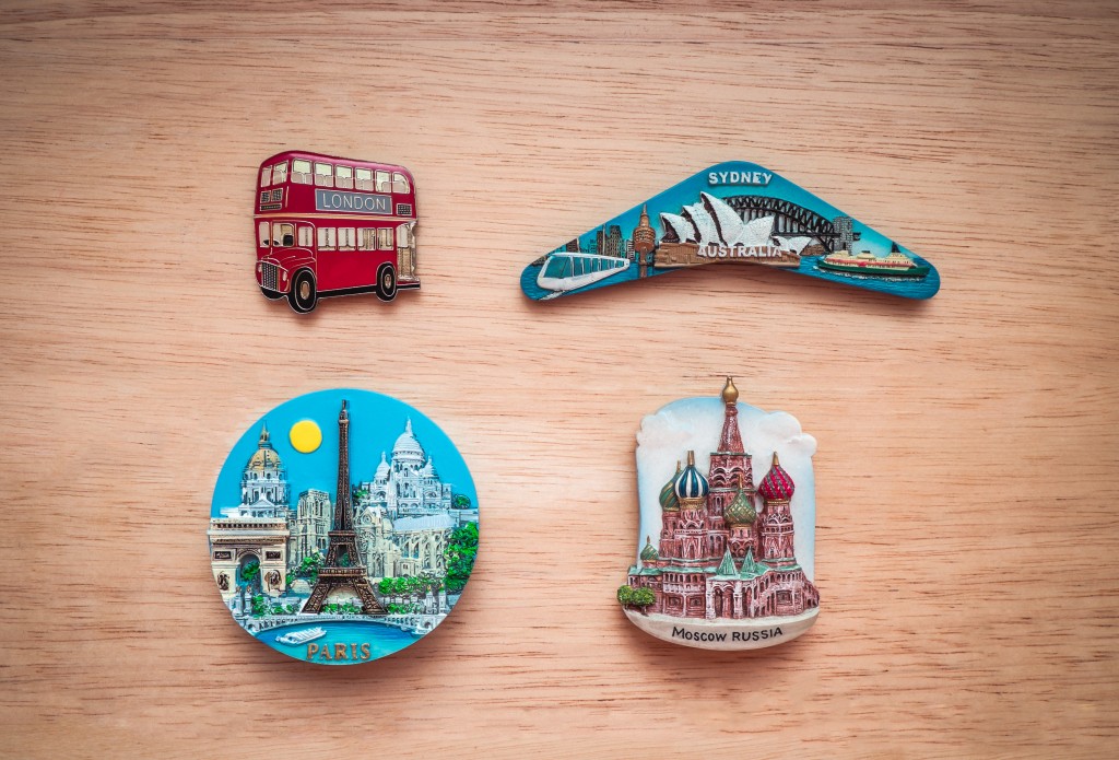 souvenir magnets