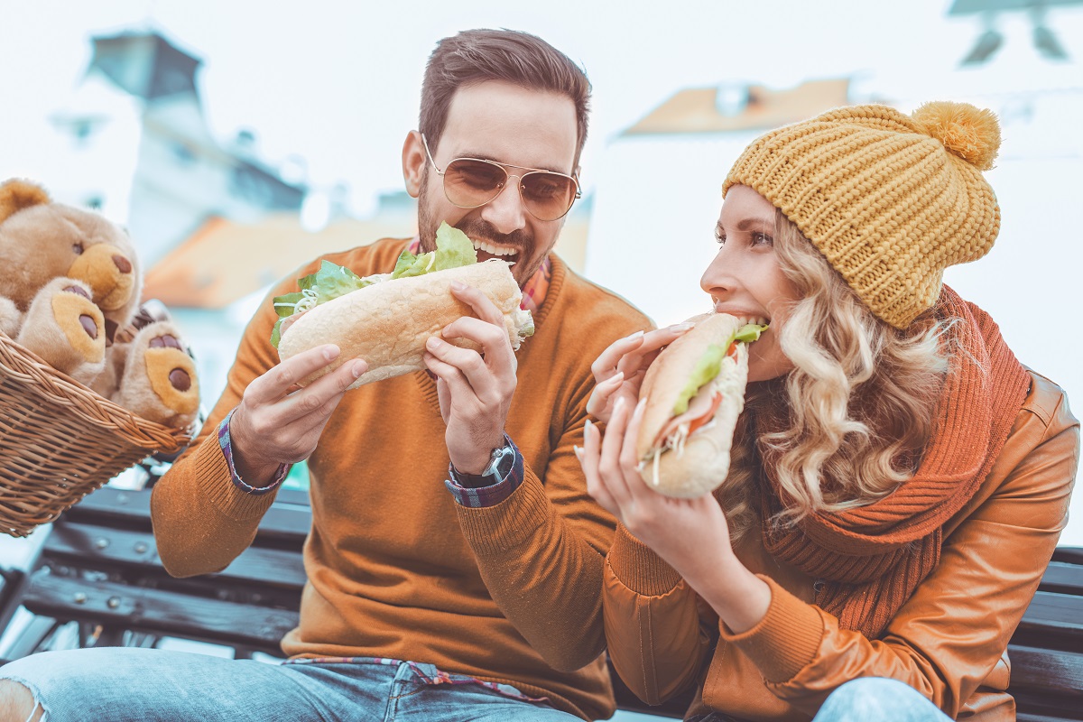 traveling and eating together